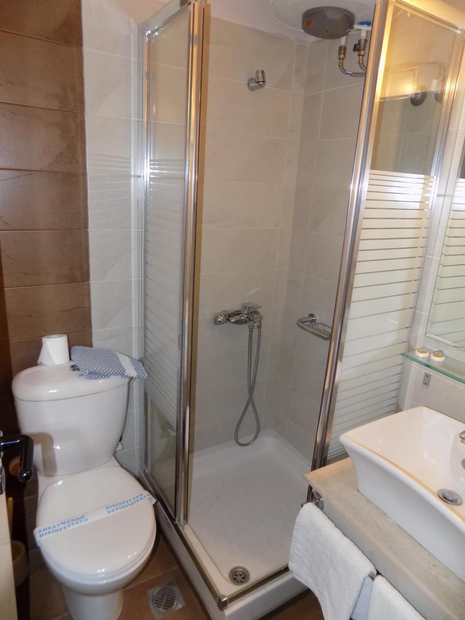لوترا إديبسو Hotel Arethousa الغرفة الصورة